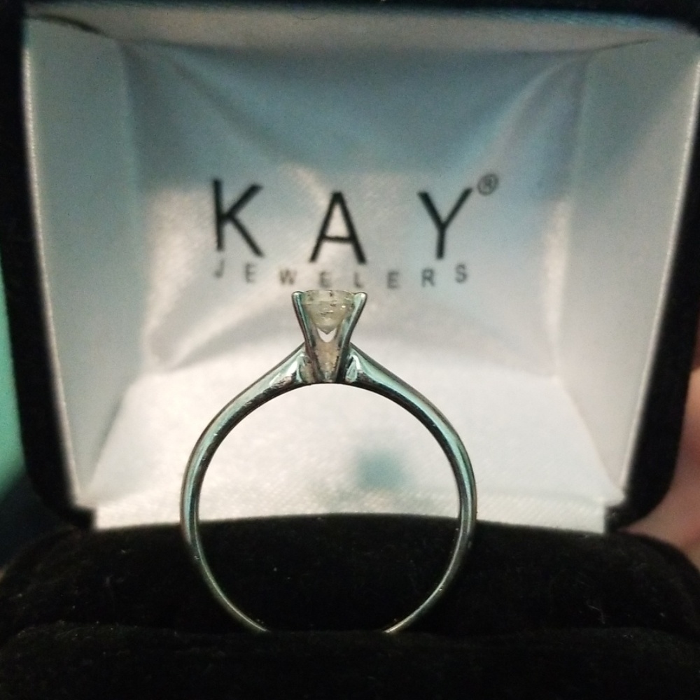 14WG OS SOLITAIRE RING - Picture 2 of 5